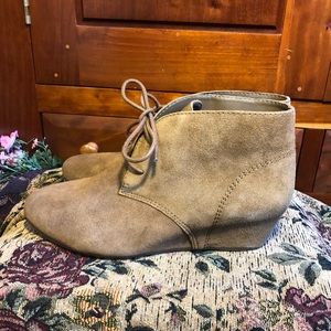 Nine West Wedges NEW!